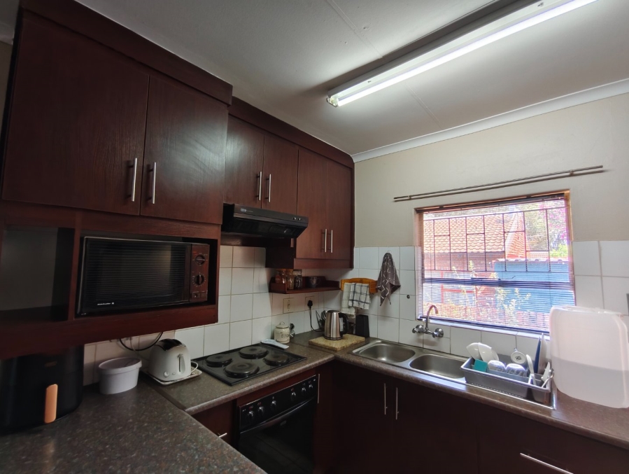 To Let 2 Bedroom Property for Rent in Langenhovenpark Free State